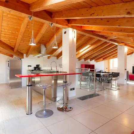 Luxury With Share Pool * Laglio