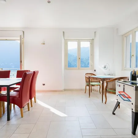 Luxury With Share Pool Appartement Laglio