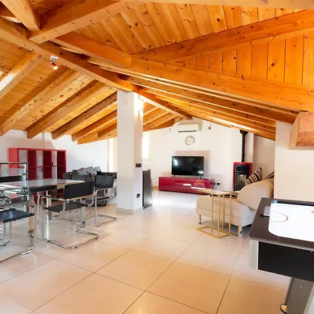 Appartamento Luxury With Share Pool